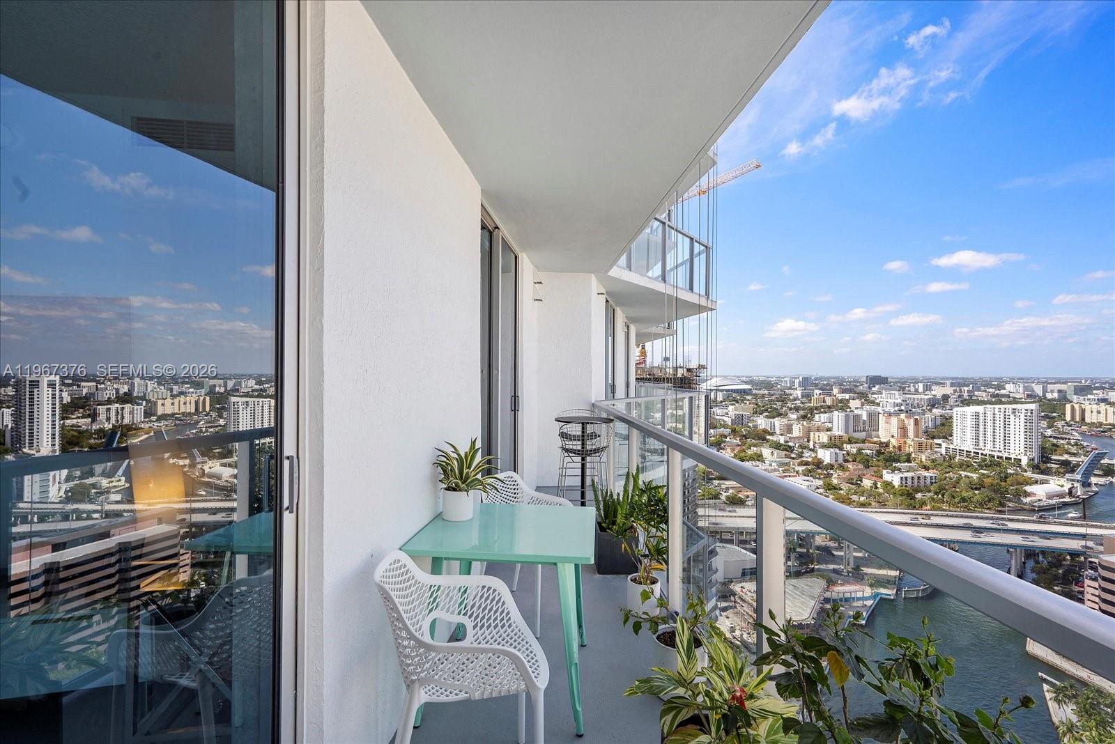 185 Southwest 7th Street, Unit 3407 Miami, FL 33130 - Photo 14 of 28