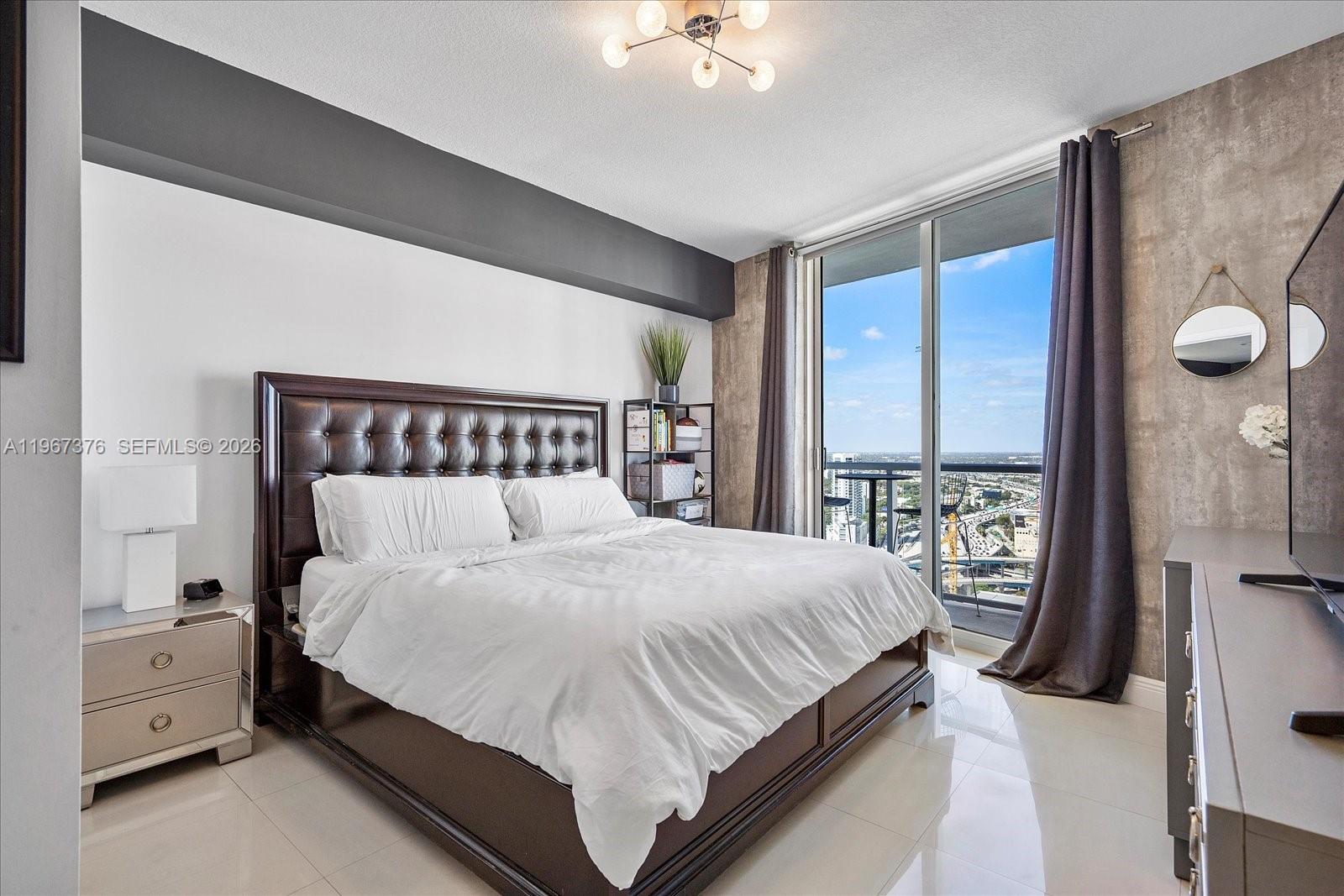 185 Southwest 7th Street, Unit 3407 Miami, FL 33130 - Photo 21 of 28