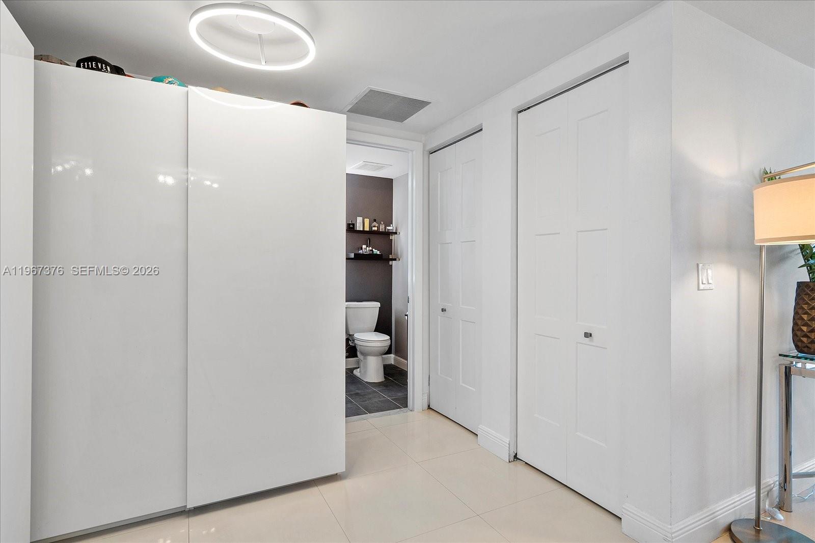 185 Southwest 7th Street, Unit 3407 Miami, FL 33130 - Photo 25 of 28