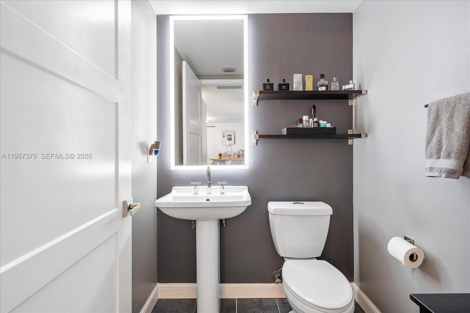 185 Southwest 7th Street, Unit 3407 Miami, FL 33130 - Photo 27 of 28