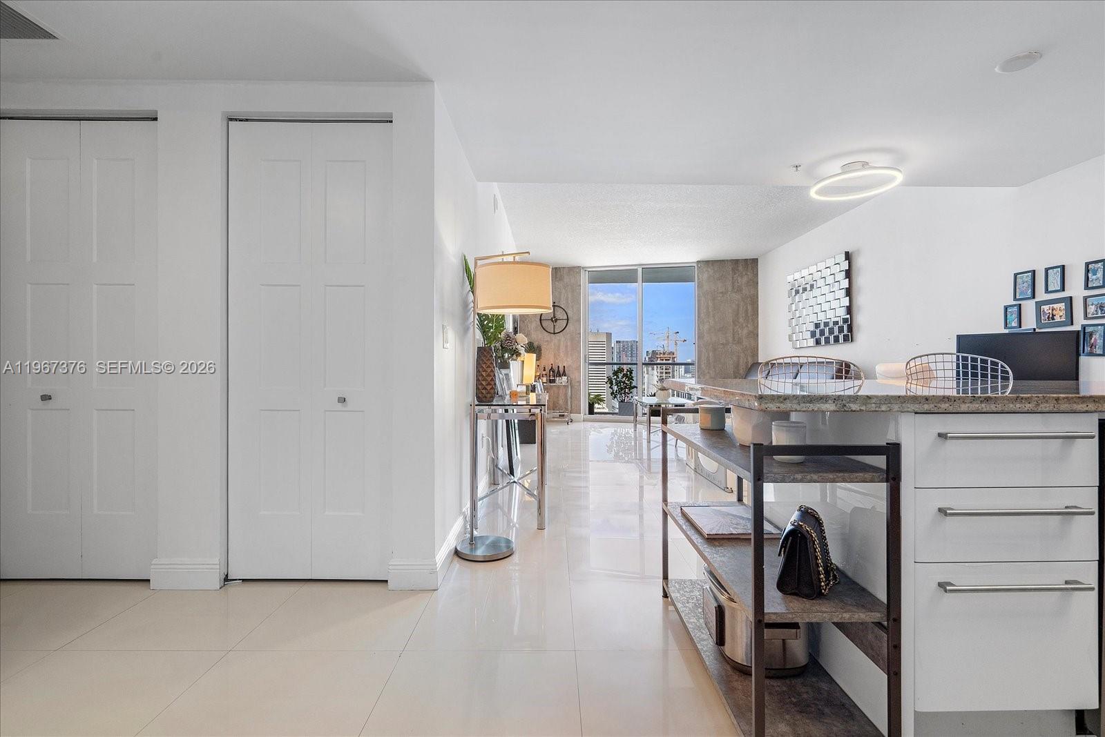 185 Southwest 7th Street, Unit 3407 Miami, FL 33130 - Photo 6 of 28