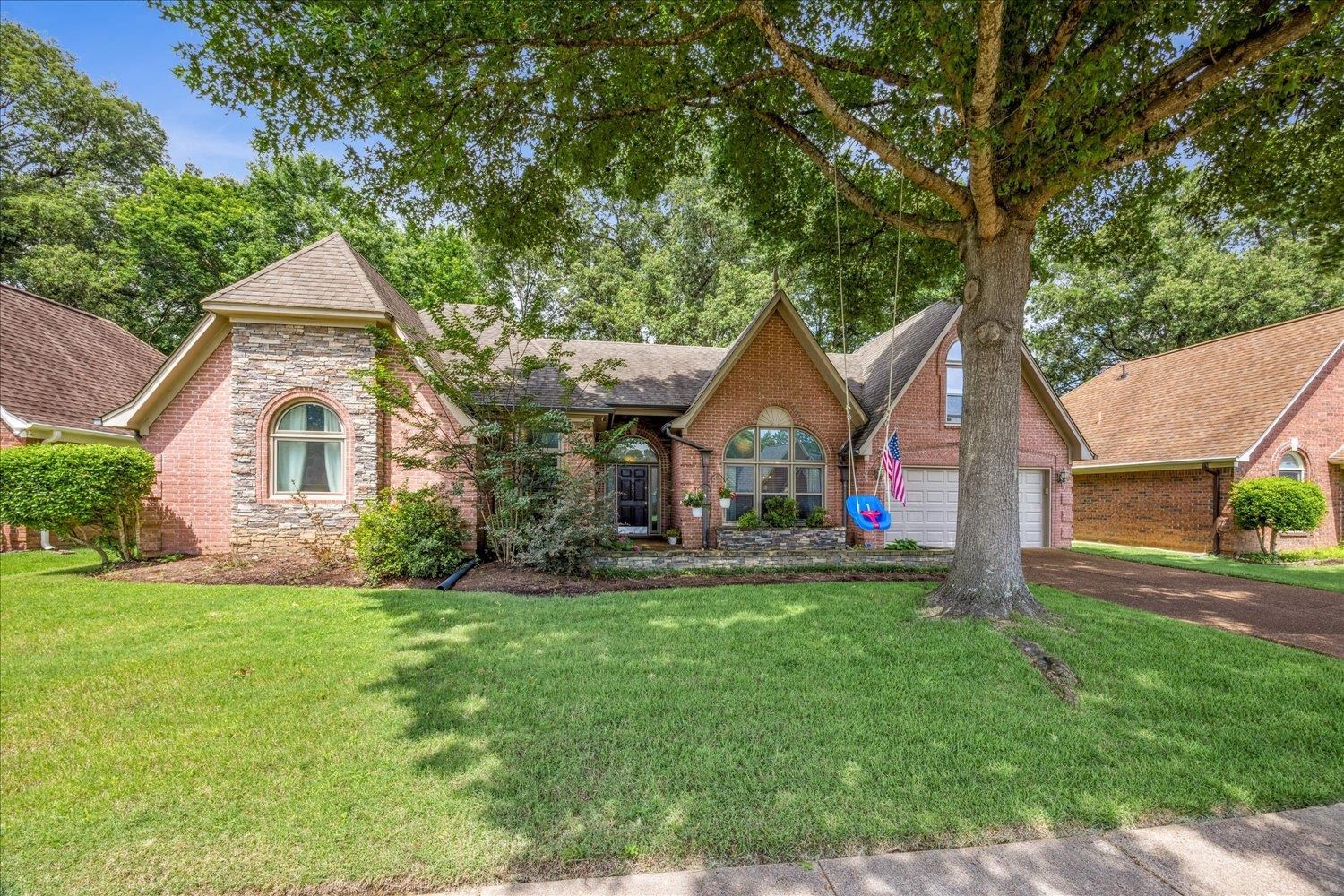 957 Wildbird Cove Collierville, TN 38017 - Photo 1 of 16 Gallery Image 1