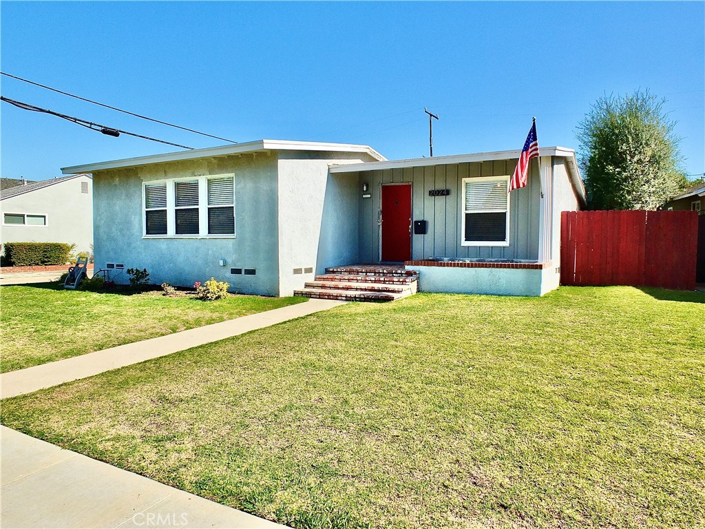 2024 San Anseline Avenue Long Beach, CA 90815 - Photo 1 of 36 a front view of house with yard