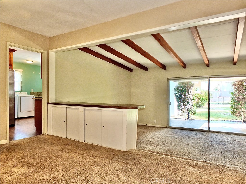 2024 San Anseline Avenue Long Beach, CA 90815 - Photo 16 of 36 a view of an empty room