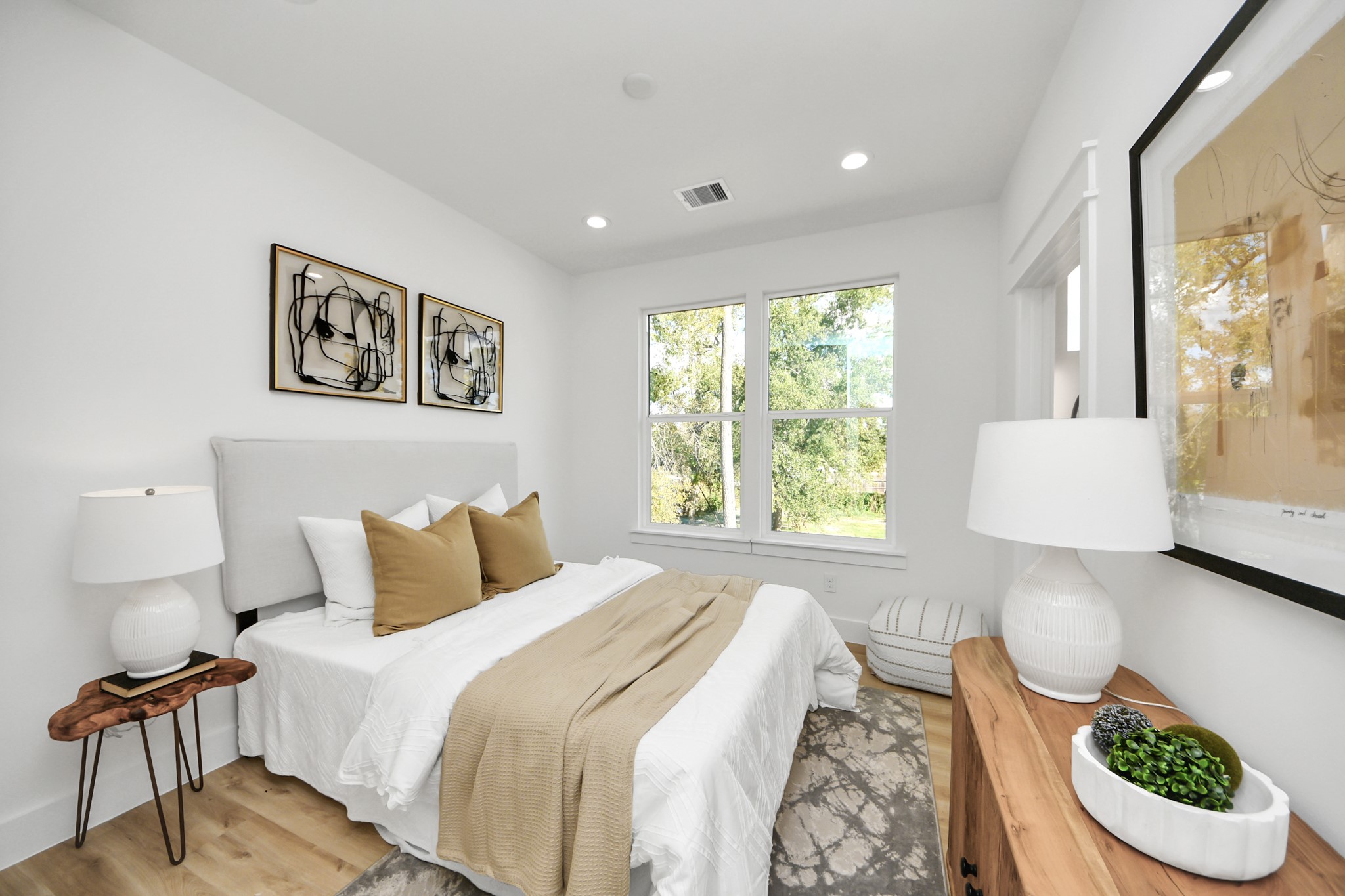 7909 Lynette Street Houston, TX 77028 - Photo 26 of 30 Unit B Secondary Beedroom