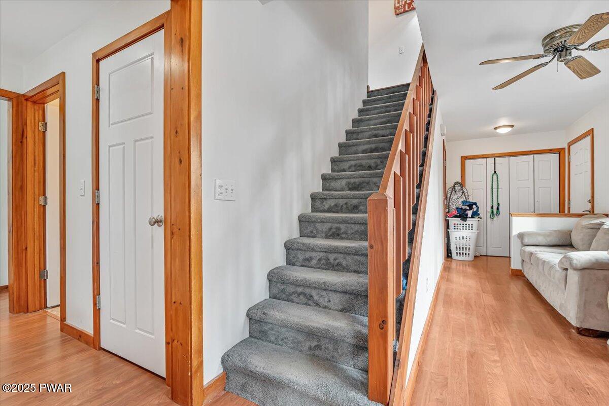 165 Lakeview Road Greentown, PA 18426 - Photo 4 of 41 Stairs To Go Upstairs