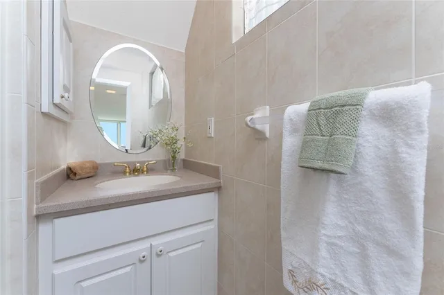 $1,200,000 | 2950 North Beach Road, Unit B522, Englewood, FL 34223