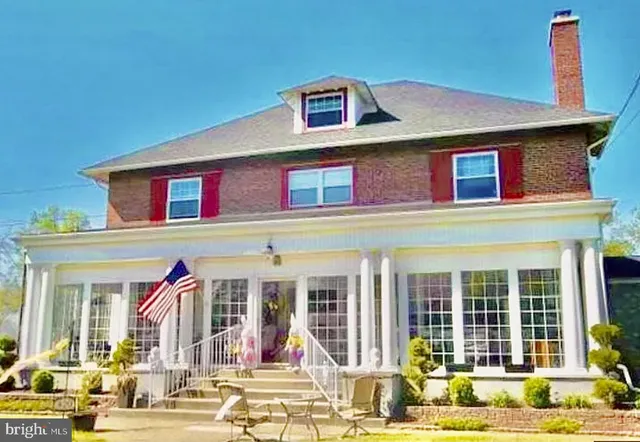 $1,400 | 420 Heulings Avenue, Riverside, NJ 08075