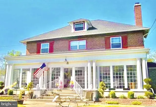 $1,300 | 420 Heulings Avenue, Riverside, NJ 08075