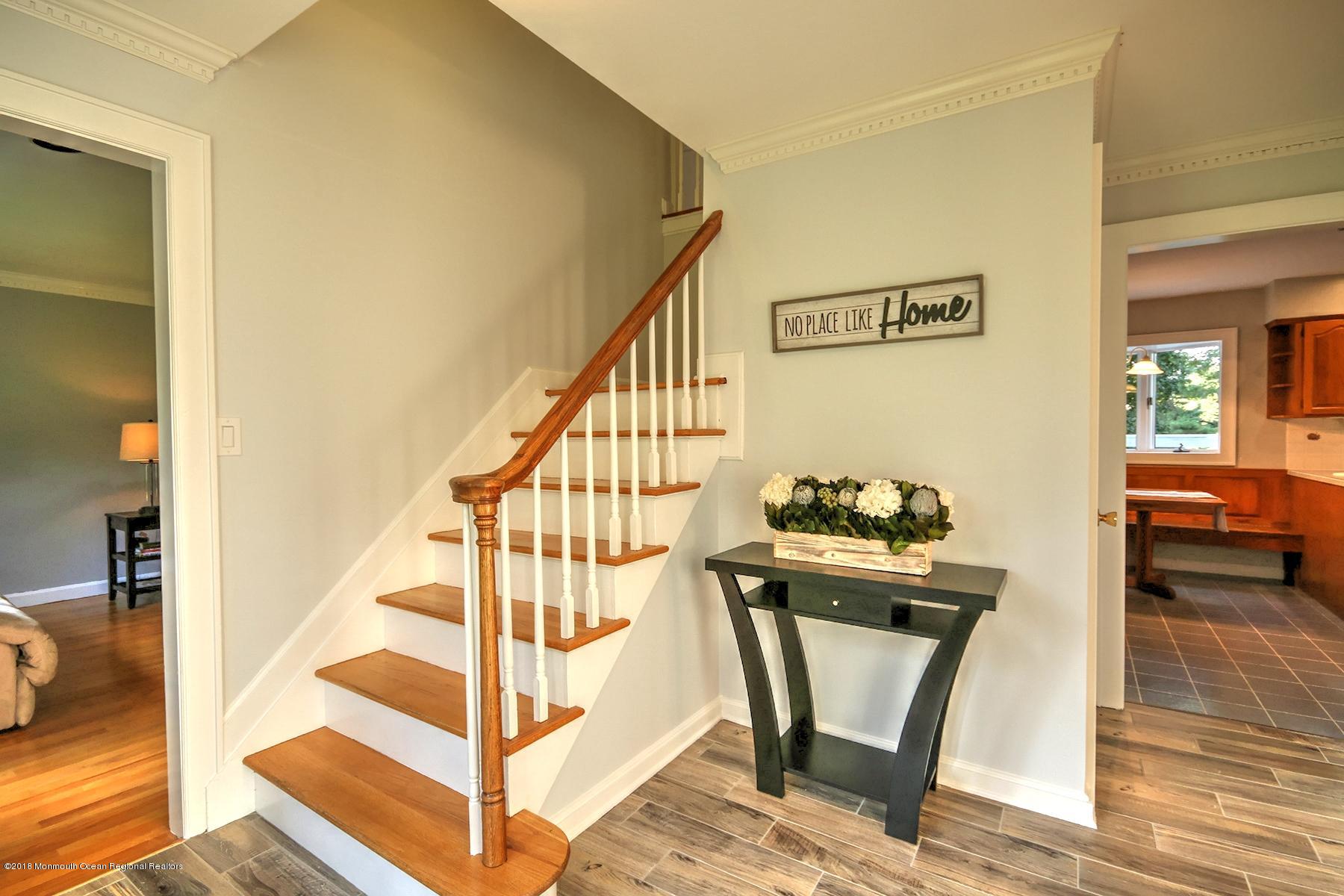 20 Rimwood Lane Colts Neck, NJ 07722 - Photo 6 of 53 OE1A4409