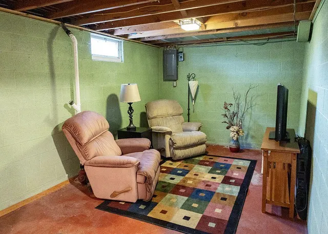 $389,989 | 544 Leonard Street North, West Salem, WI 54669