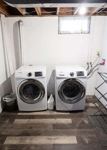 $389,989 | 544 Leonard Street North, West Salem, WI 54669