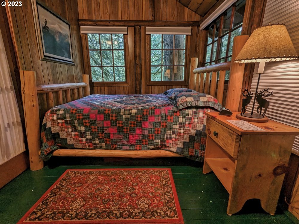 79128 Road 35 A Rhododendron, OR 97049 - Photo 22 of 36 a view of a porch with a yard