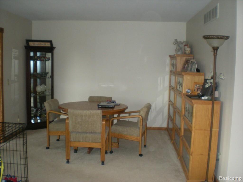 1127 Indian Road Lapeer, MI 48446 - Photo 10 of 29 DSCN3163.jpg