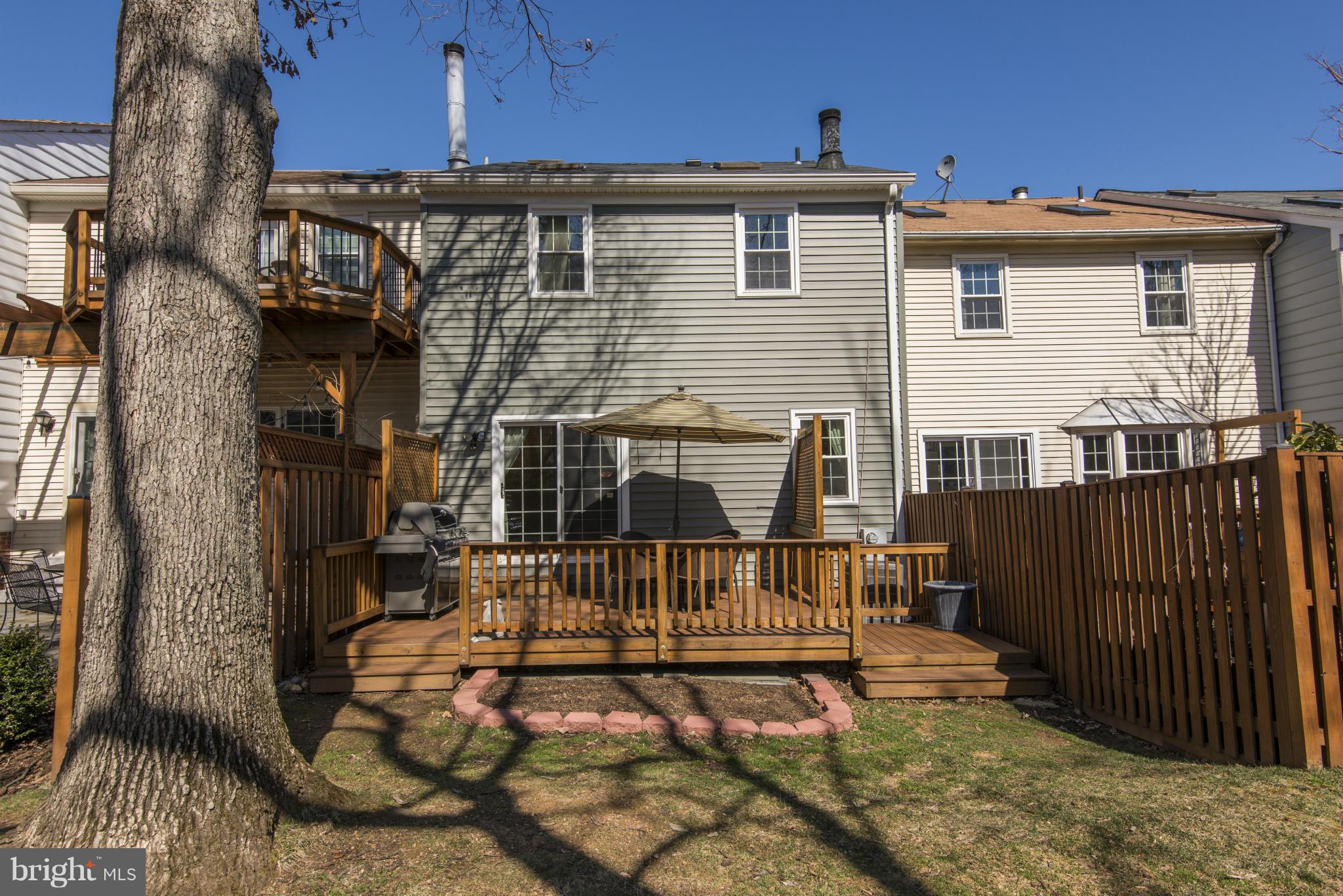 8593 Raglan Road Vienna, VA 22182 - Photo 12 of 12 Exterior (Rear)