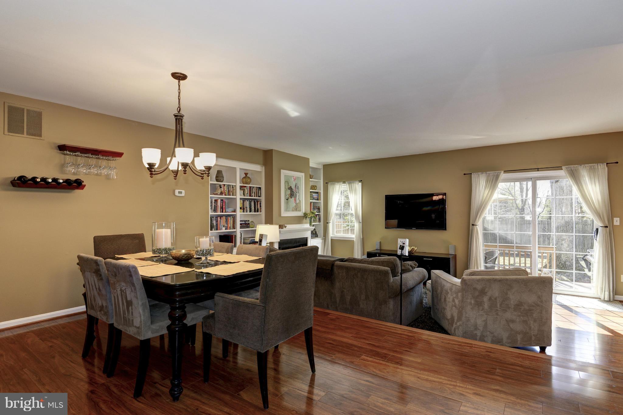 8593 Raglan Road Vienna, VA 22182 - Photo 3 of 12 Interior (General)