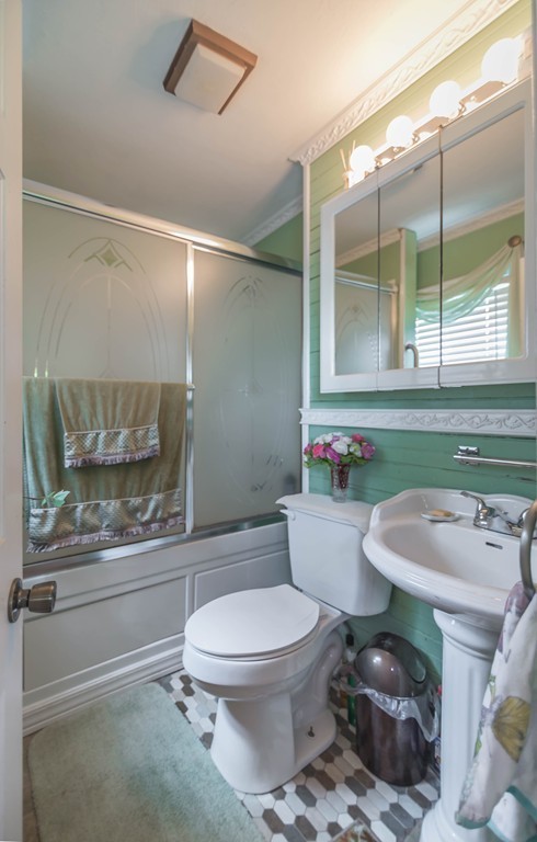 6 Barnes Street Ware, MA 01082 - Photo 15 of 23 Gallery Image 15