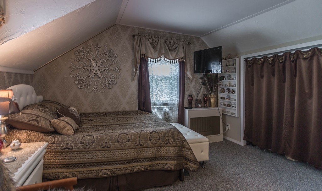 6 Barnes Street Ware, MA 01082 - Photo 19 of 23 Gallery Image 19