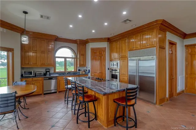 $1,193,999 | 7090 Moss Lake Lane, Sulphur, LA 70665