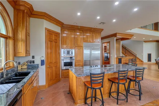 $1,193,999 | 7090 Moss Lake Lane, Sulphur, LA 70665