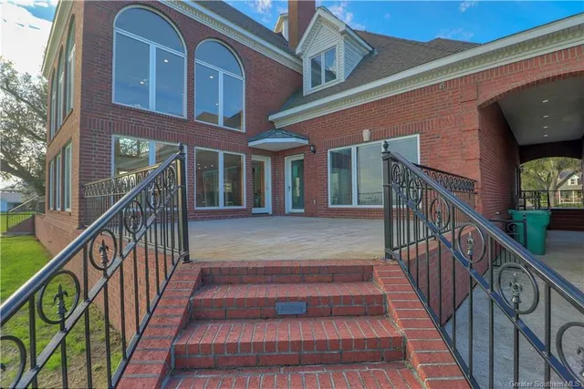 $1,193,999 | 7090 Moss Lake Lane, Sulphur, LA 70665