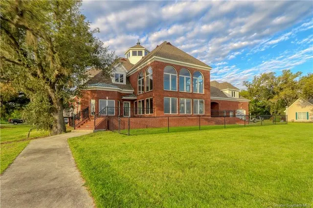 $1,193,999 | 7090 Moss Lake Lane, Sulphur, LA 70665