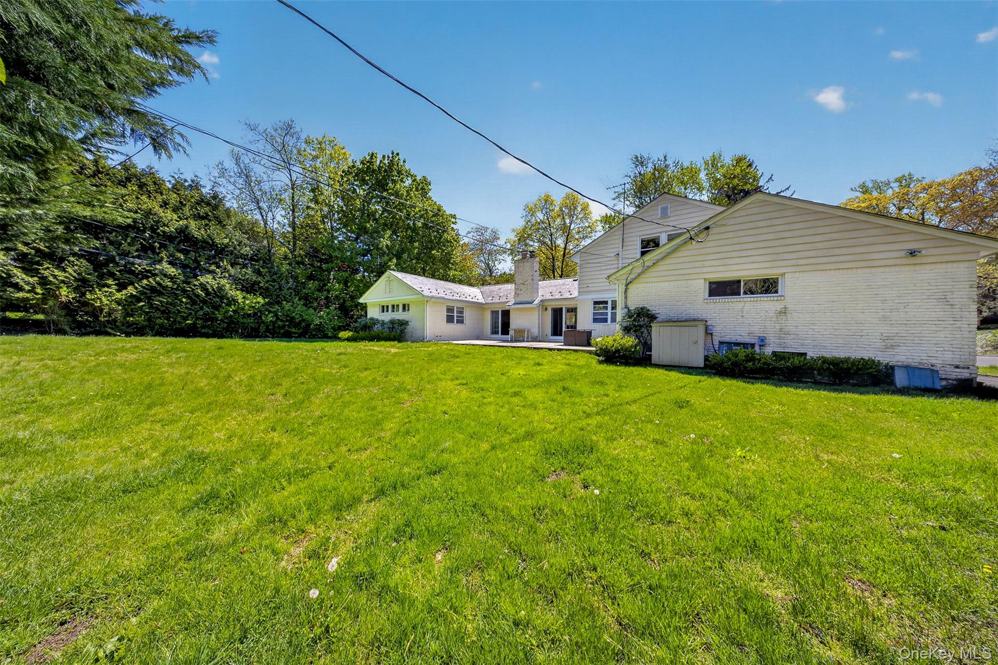 77 Merrivale Road Great Neck, NY 11020 - Photo 5 of 45