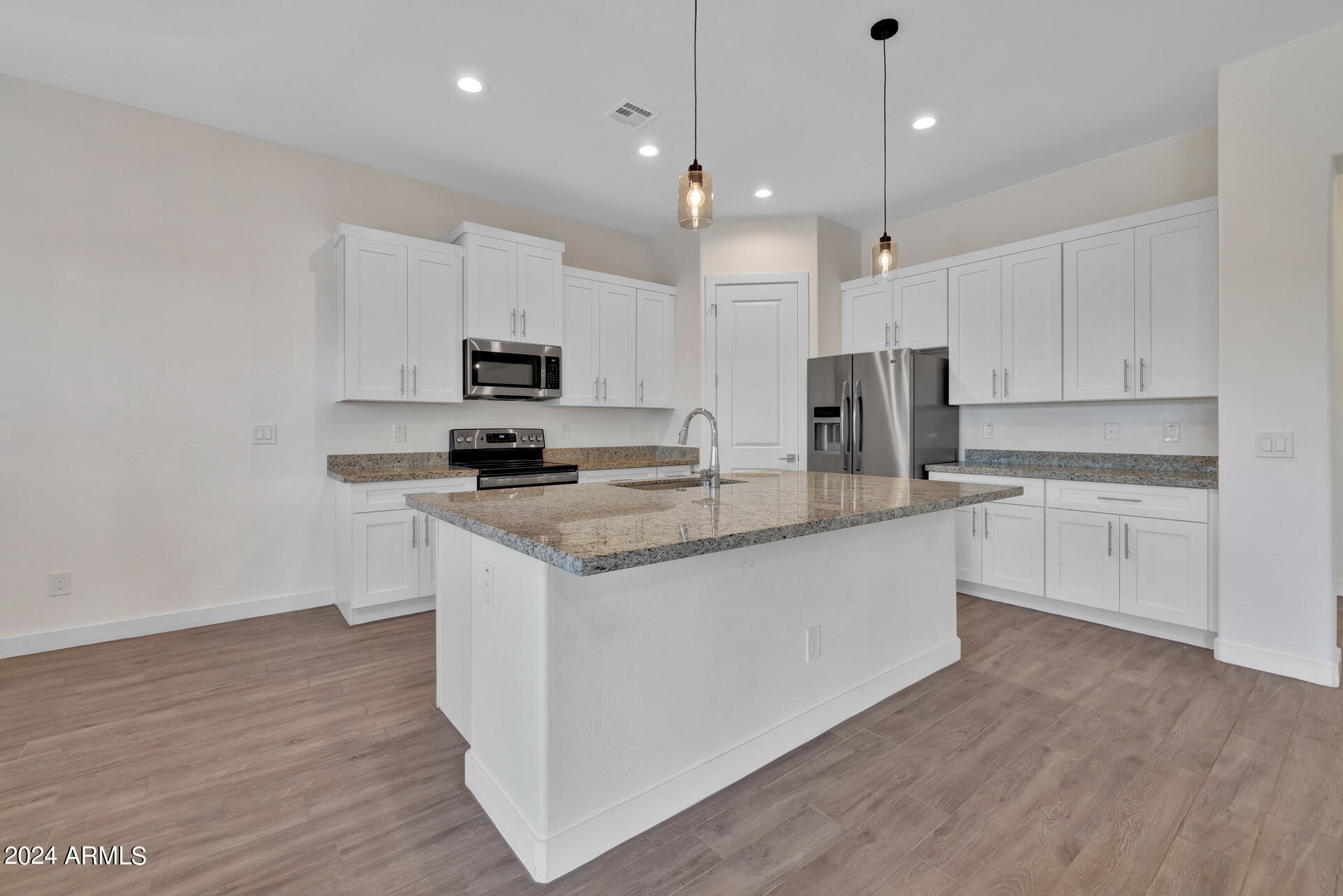 16812 West Baker Road Surprise, AZ 85387 - Photo 10 of 67 3K6A2625_6_7