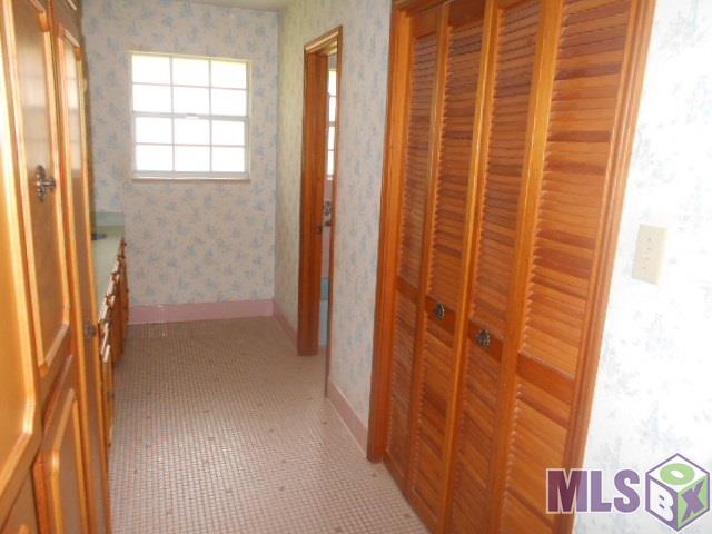 6953 Modesto Avenue Baton Rouge, LA 70811 - Photo 13 of 14 Bathroom