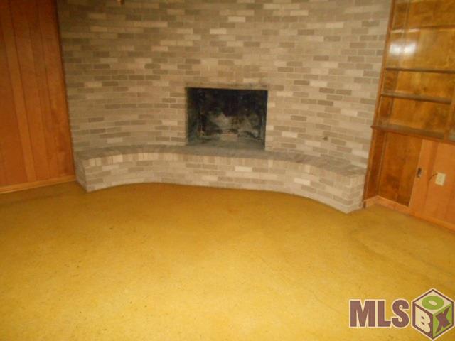 6953 Modesto Avenue Baton Rouge, LA 70811 - Photo 4 of 14 Den/Fireplace