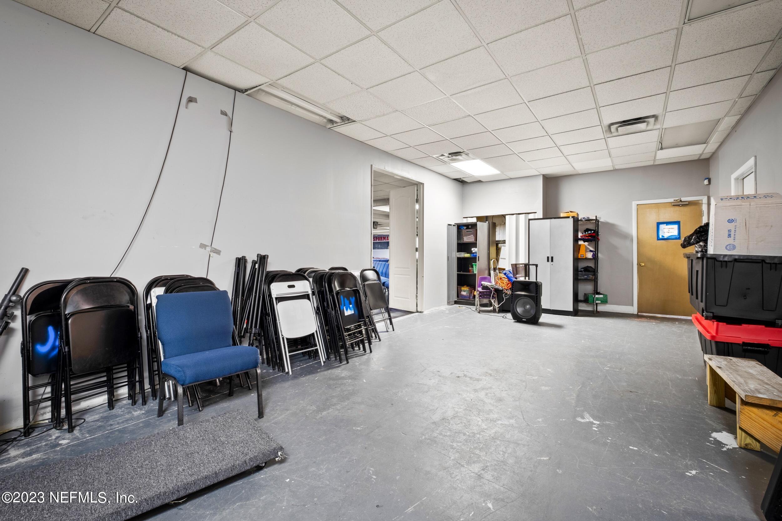 3550 Spring Park Road Jacksonville, FL 32207 - Photo 18 of 34 Interior Building