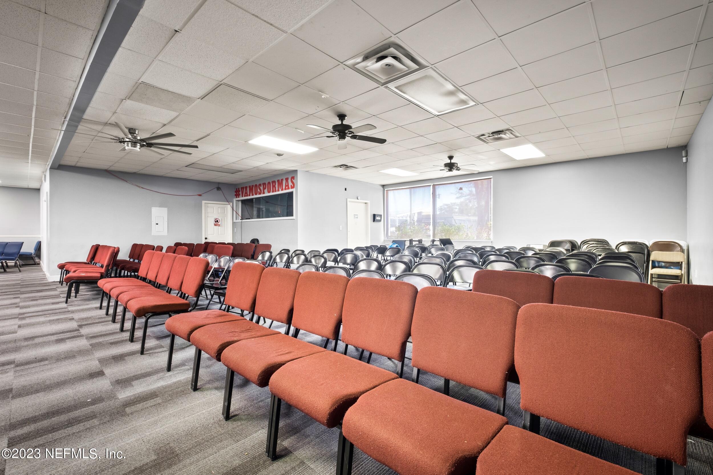 3550 Spring Park Road Jacksonville, FL 32207 - Photo 23 of 34 Interior Building