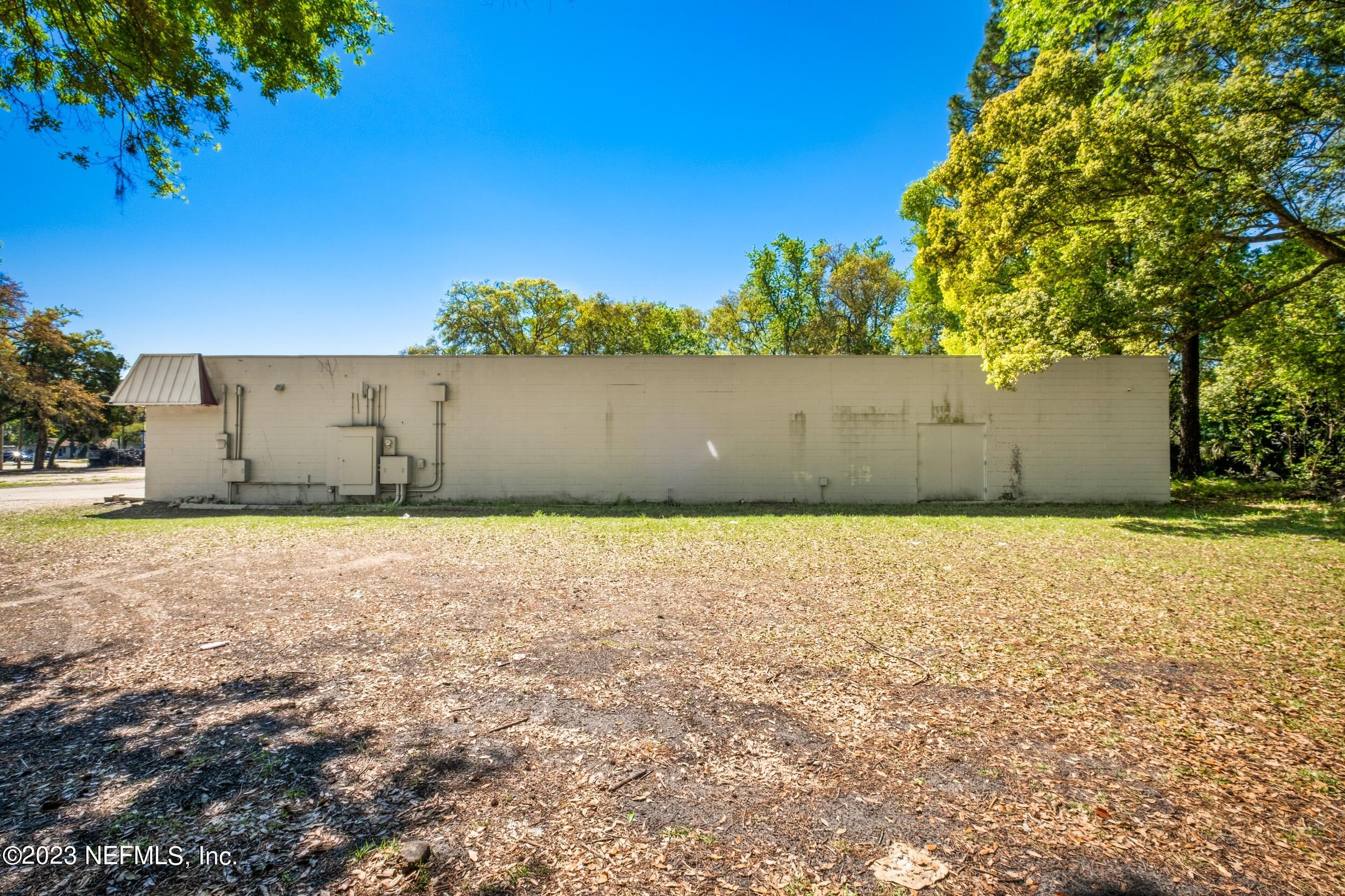 3550 Spring Park Road Jacksonville, FL 32207 - Photo 30 of 34 Exterior Building