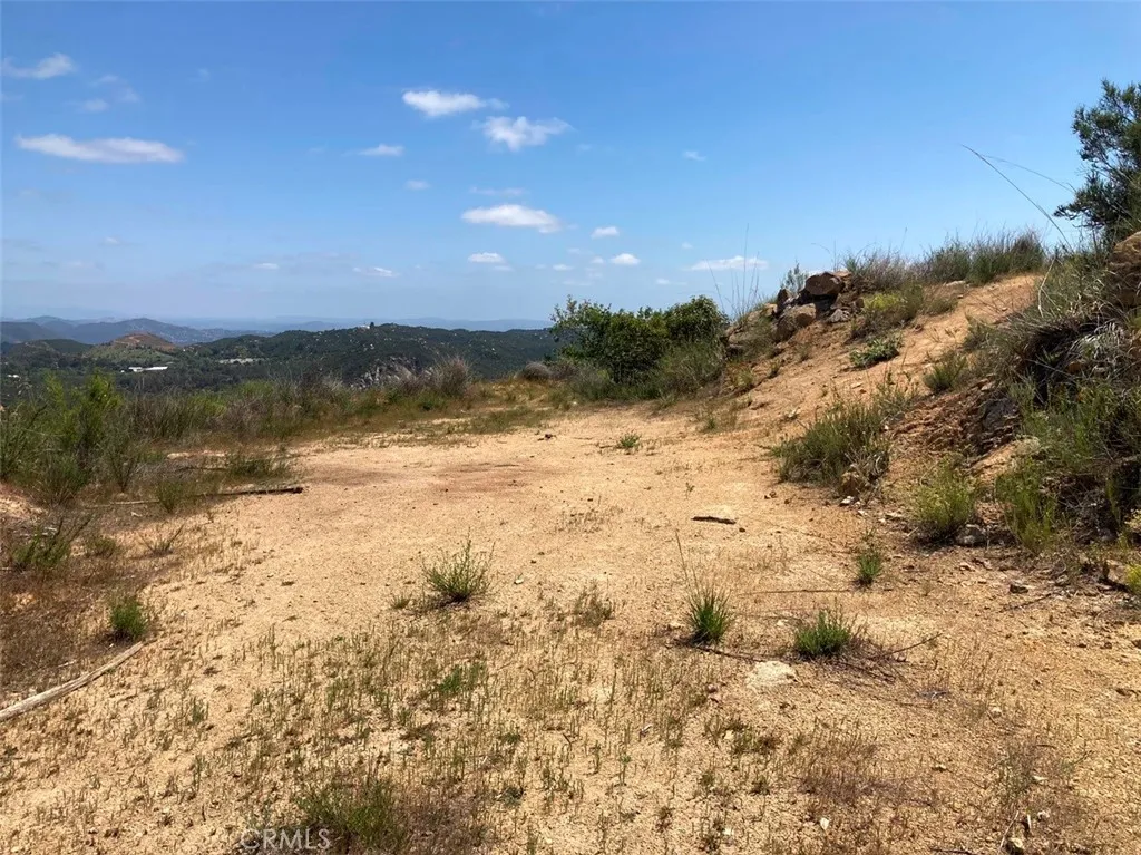 5 Crumley Court Temecula, CA 92590 - Photo 1 of 21 a view of lake view and mountain