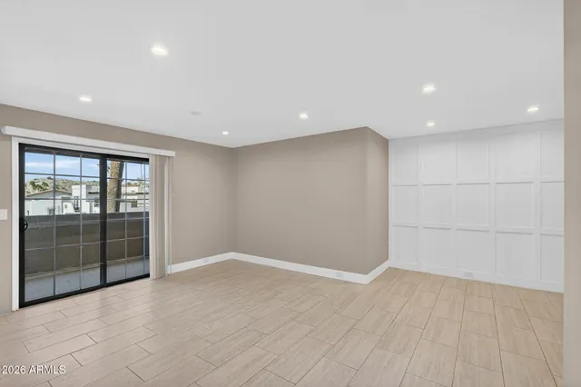 $2,400 | 7557 North Dreamy Draw Drive, Unit 264, Phoenix, AZ 85020