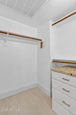 $2,400 | 7557 North Dreamy Draw Drive, Unit 264, Phoenix, AZ 85020