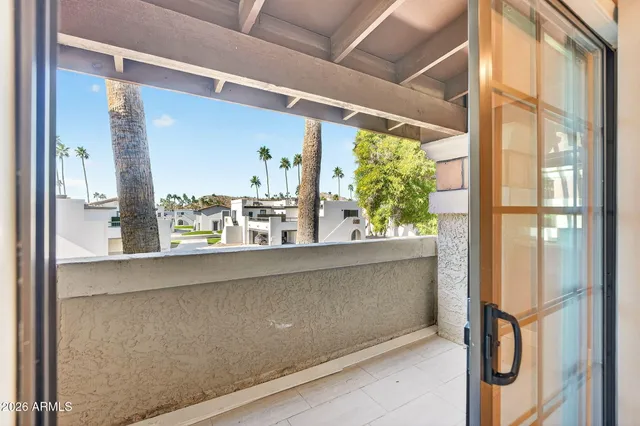 $2,400 | 7557 North Dreamy Draw Drive, Unit 264, Phoenix, AZ 85020