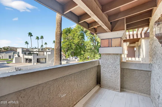 $2,400 | 7557 North Dreamy Draw Drive, Unit 264, Phoenix, AZ 85020