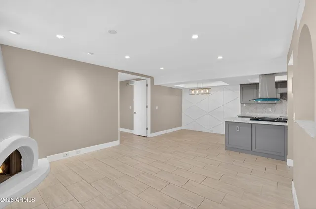 $2,400 | 7557 North Dreamy Draw Drive, Unit 264, Phoenix, AZ 85020