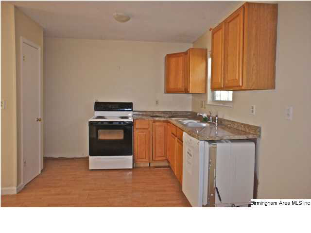 2721 Shoemaker Street Birmingham, AL 35235 - Photo 7 of 24
