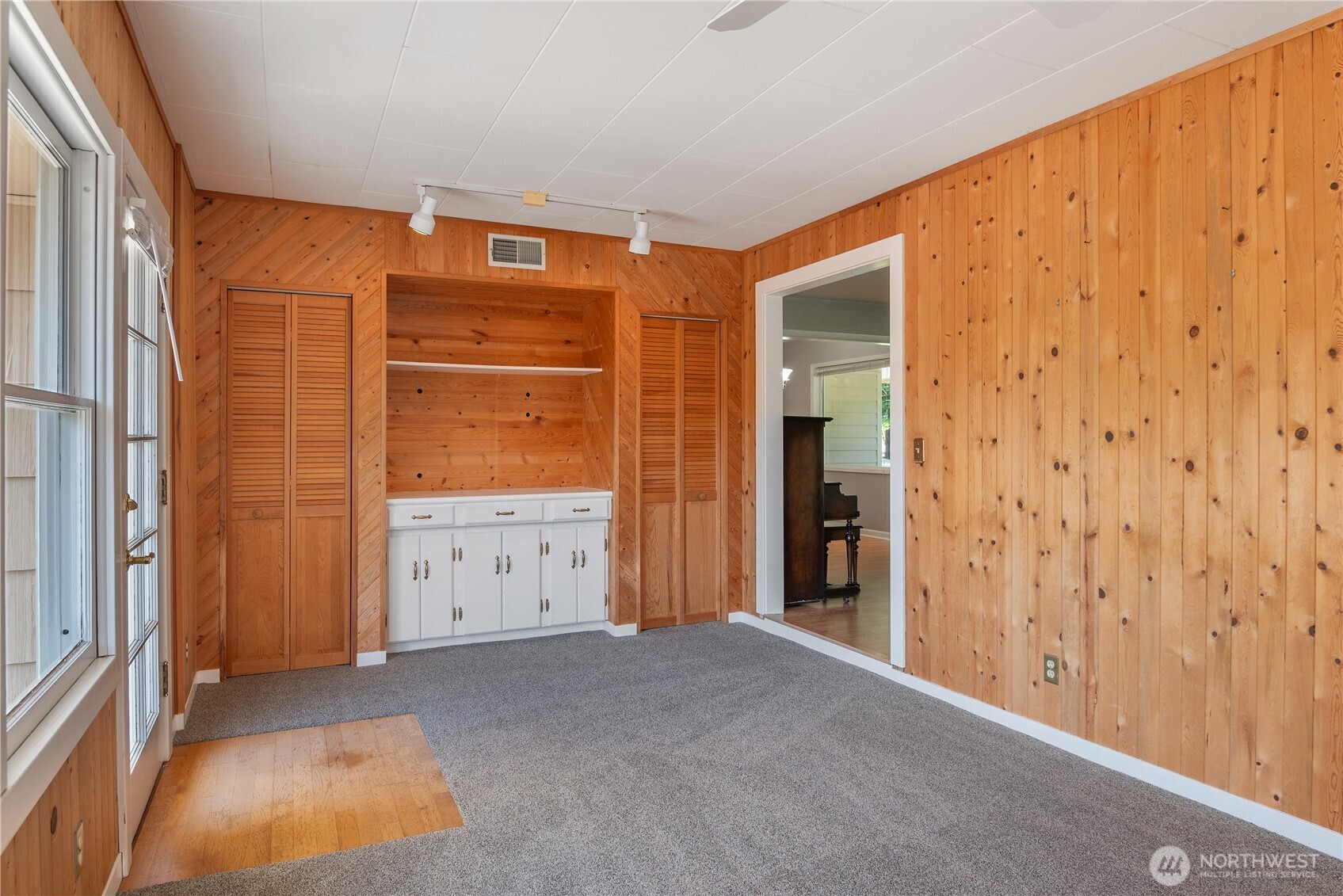 2645 Harding Street Longview, WA 98632 - Photo 14 of 34 Gallery Image 14