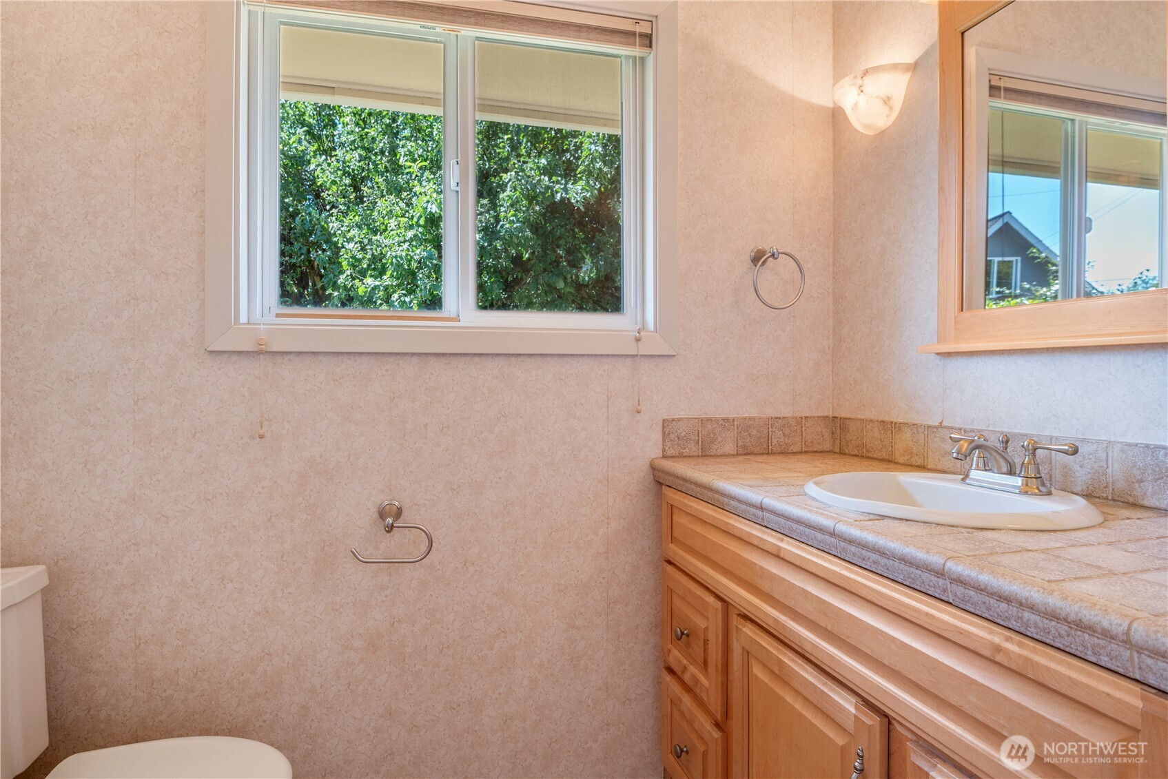 2645 Harding Street Longview, WA 98632 - Photo 16 of 34 Gallery Image 16