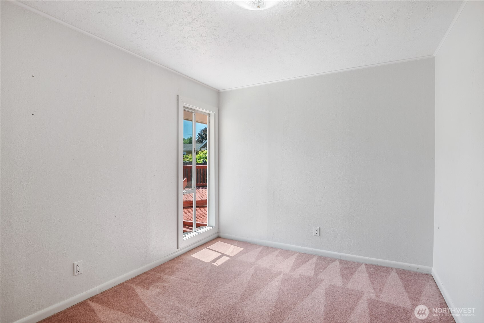 2645 Harding Street Longview, WA 98632 - Photo 20 of 34 Gallery Image 20
