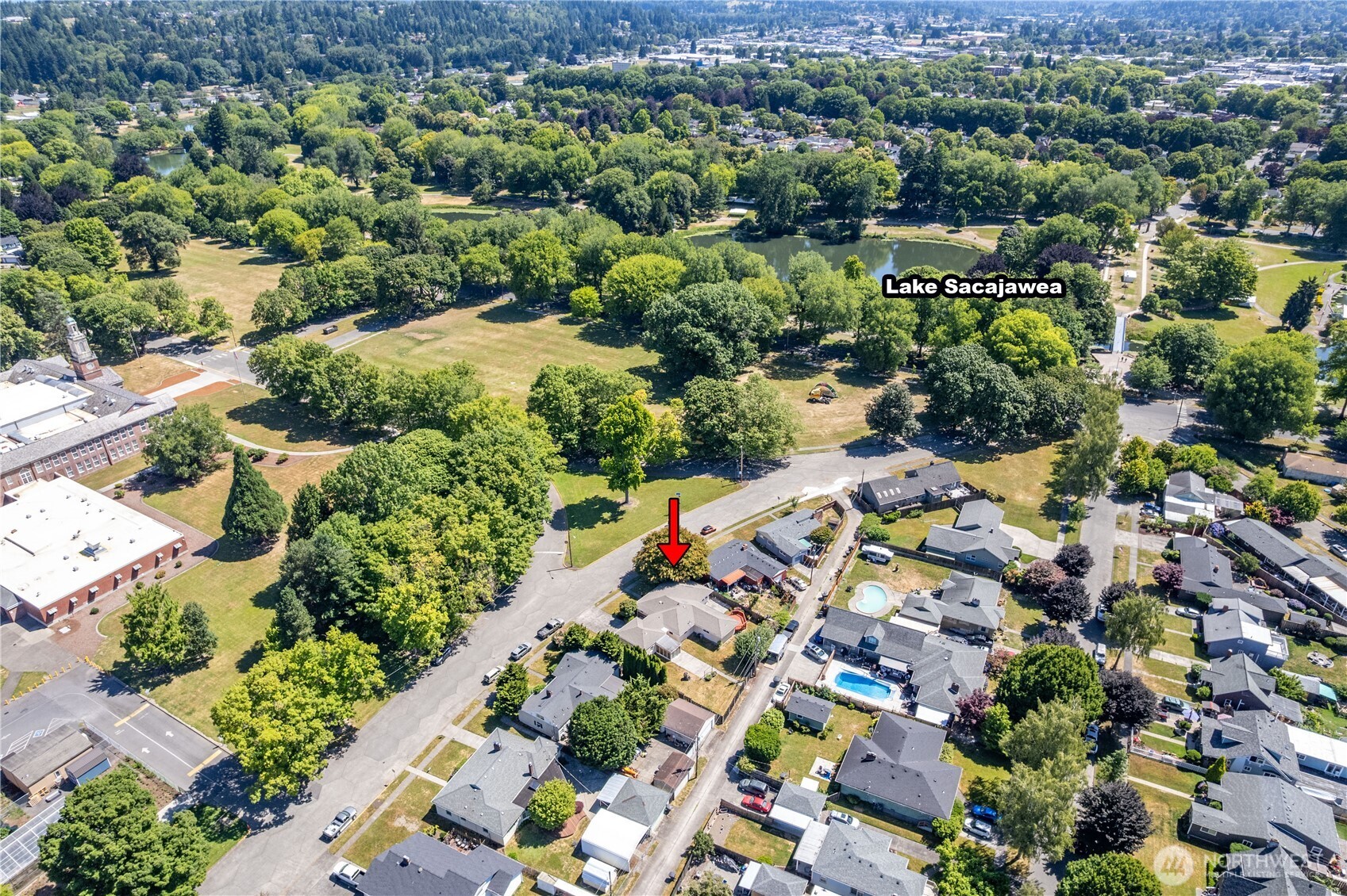 2645 Harding Street Longview, WA 98632 - Photo 2 of 34 Gallery Image 2