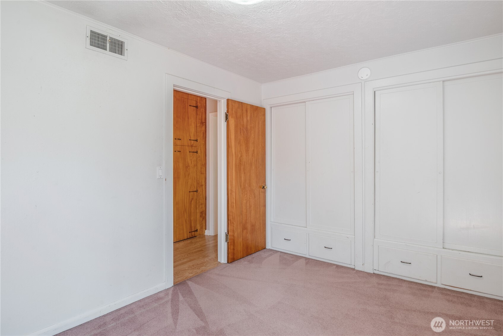 2645 Harding Street Longview, WA 98632 - Photo 21 of 34 Gallery Image 21