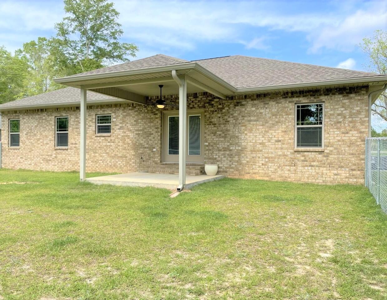 7149 Springhill Road Milton, FL 32570 - Photo 26 of 30 Back porch