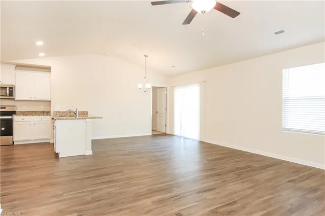 $1,725 | 311 Armistead Court, Burlington, NC 27217