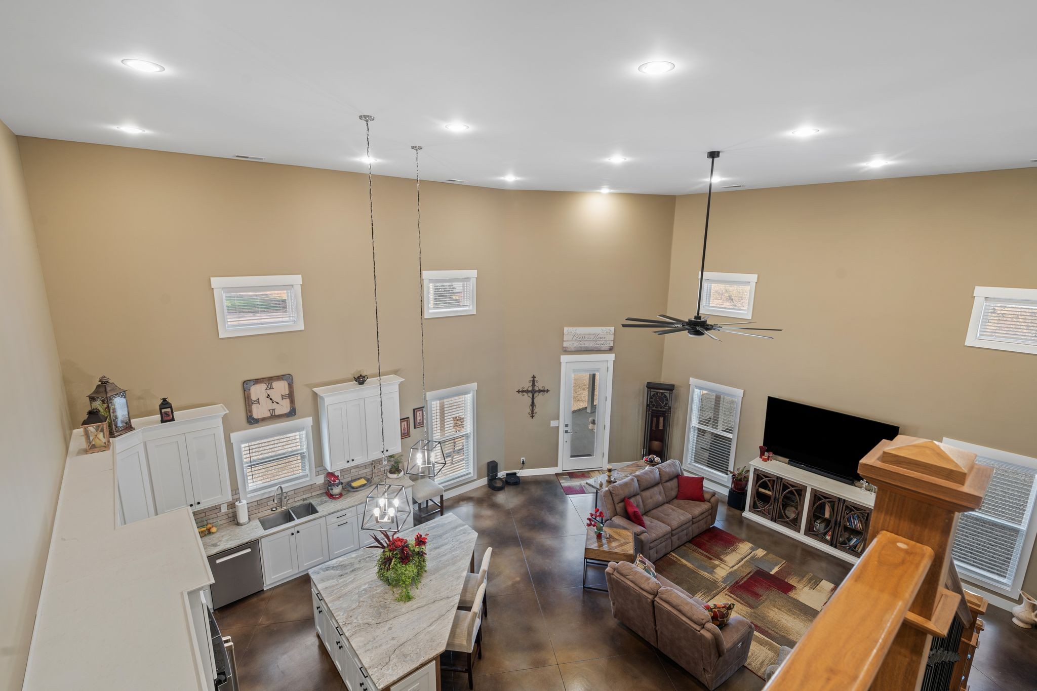 201 Graves Road Goodlettsville, TN 37072 - Photo 17 of 70 a living room with furniture
