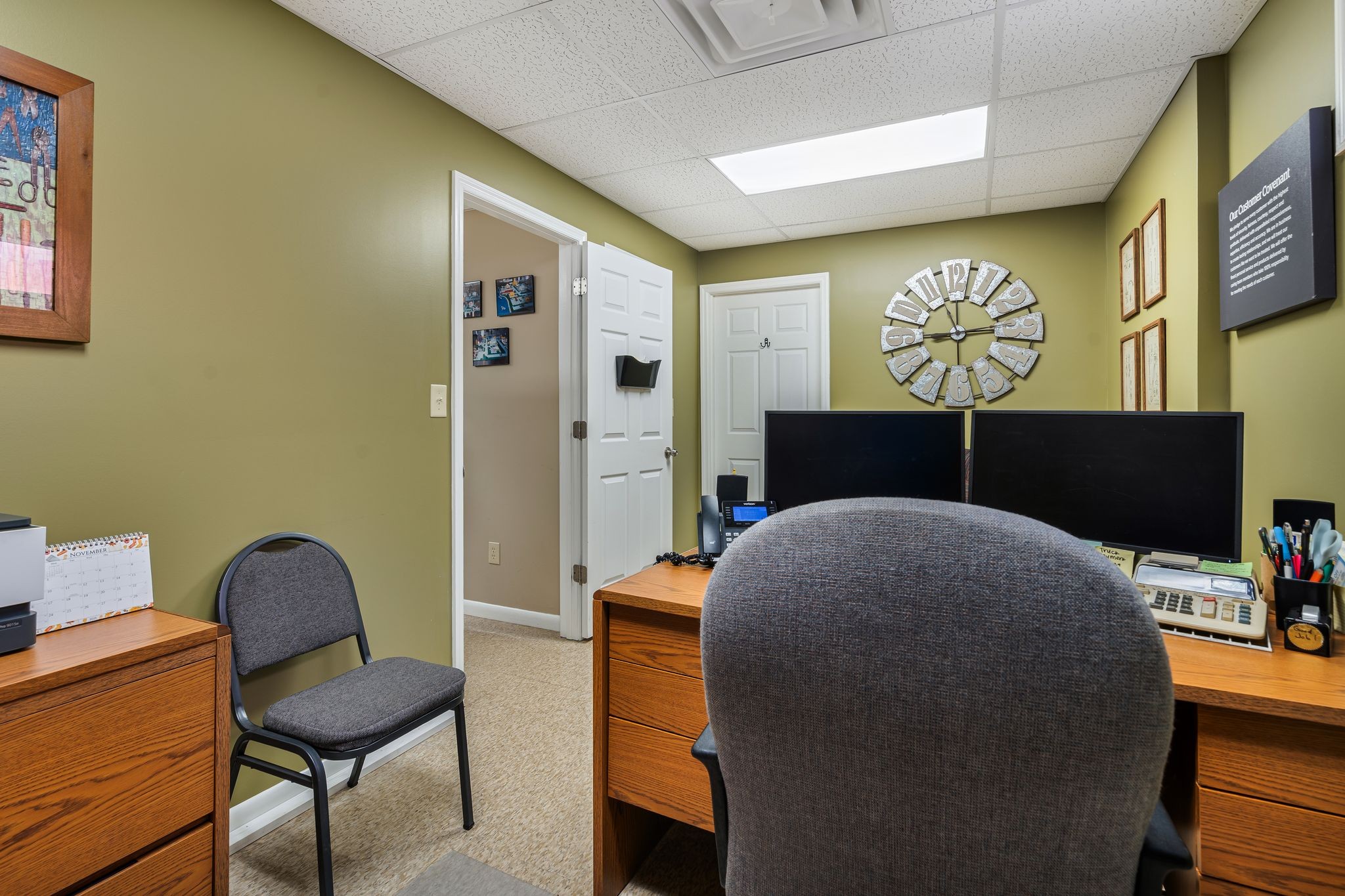201 Graves Road Goodlettsville, TN 37072 - Photo 53 of 70 a bedroom with a bed and chair