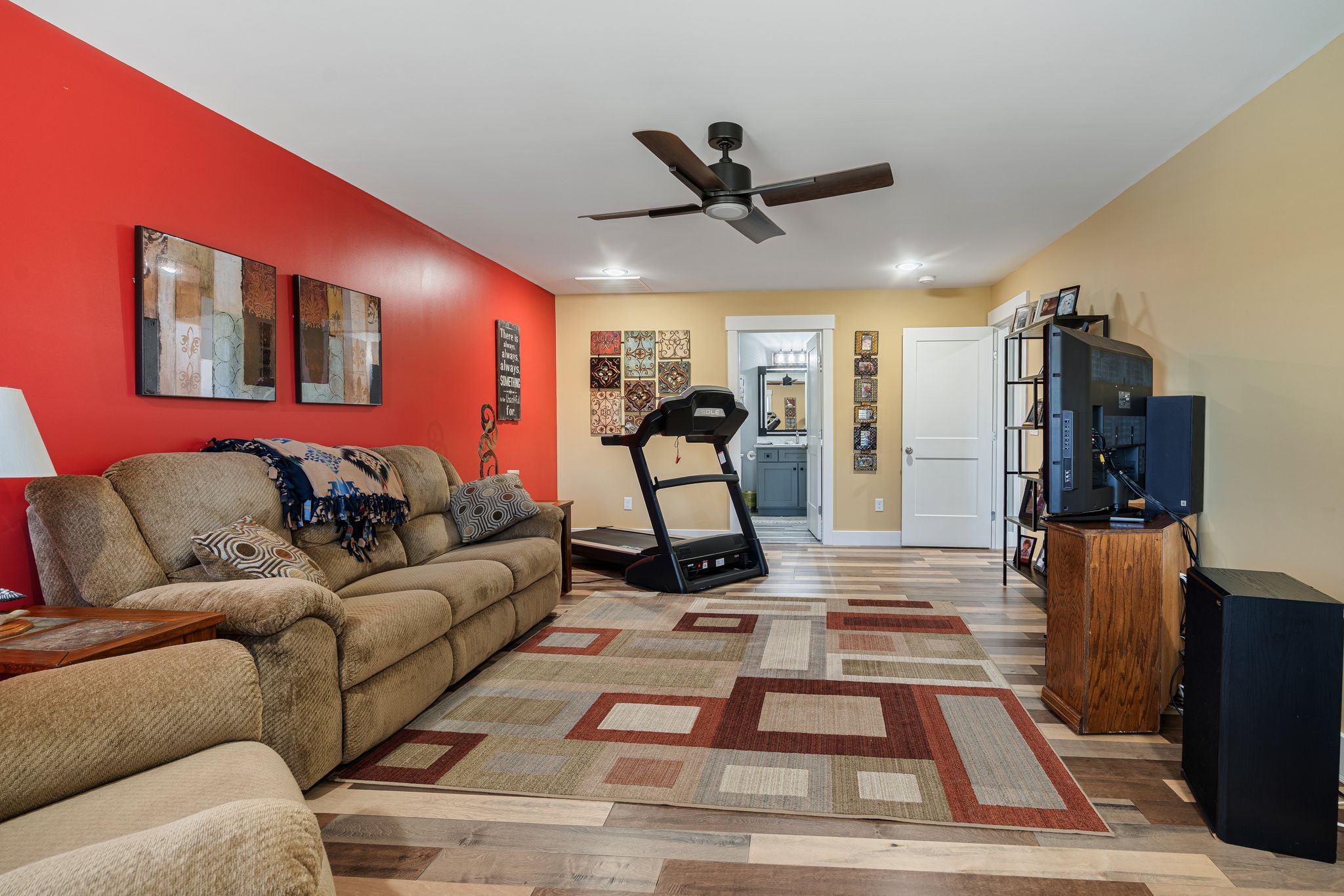 201 Graves Road Goodlettsville, TN 37072 - Photo 60 of 70 a living room with furniture a air conditioner vent and a rug